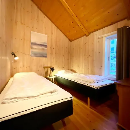 The Blacksmith's Place - Cozy Rorbu In Lofoten *