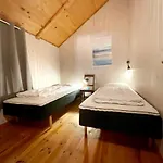 The Blacksmith's Place - Cozy Rorbu In Lofoten Σαλέ *
